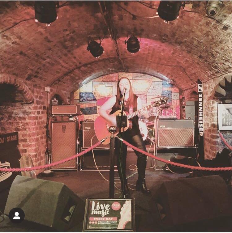 Cathy Carter At The Cavern